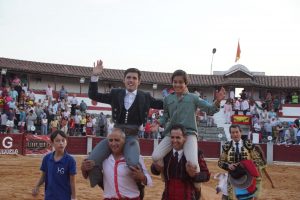 Guillermo Hermoso indulta un toro en Guijuelo