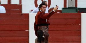 Oreja para Ventura y entonada alternativa de Funtanet en Gijón