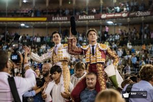 Tres orejas para Roca Rey y Marco Pérez en Salamanca