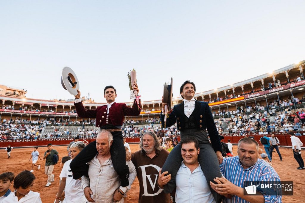 Salamanca vibra con una gran tarde de toreo a caballo