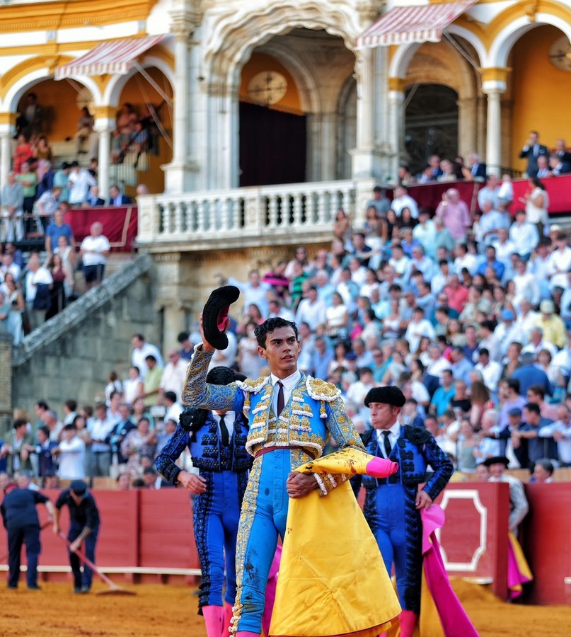 Los tres novilleros dejan su sello en Sevilla
