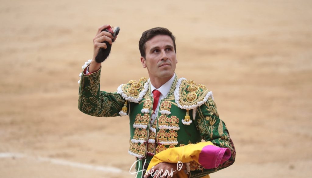 Oreja de un Saltillo para José Carlos Venegas en Madrid