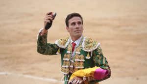 Oreja de un Saltillo para José Carlos Venegas en Madrid