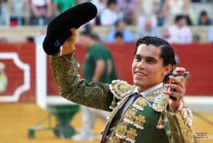 El toreo al natural de Rafael de la Cueva destaca en Villaseca