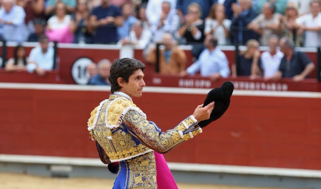 A oreja por coleta en Albacete