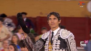 Sebastián Castella sale a hombros en Guadalajara