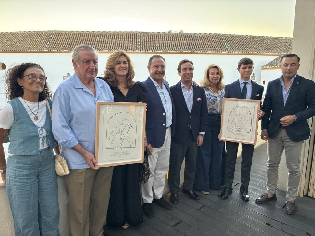 Aarón Palacio y la Real Venta de Antequera, premiados en Sevilla