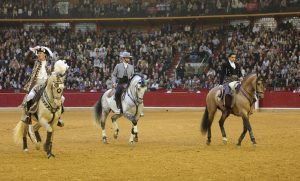 Brillante cierre con toreo a caballo de la Feria de Zaragoza