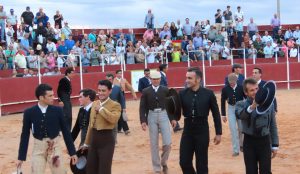 Villamanrique honra a San Miguel con un entretenido festival
