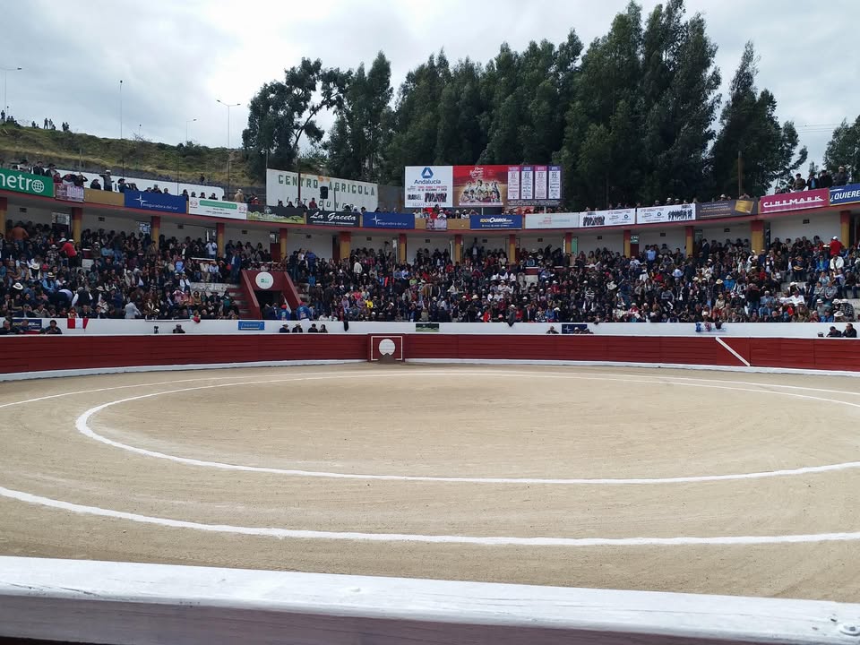 El Fandi y Julio Norte, sendos indultos en Latacunga