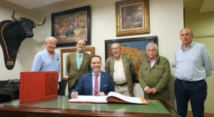 El Club Cocherito se rinde a 'La Grandeza de la Tauromaquia'