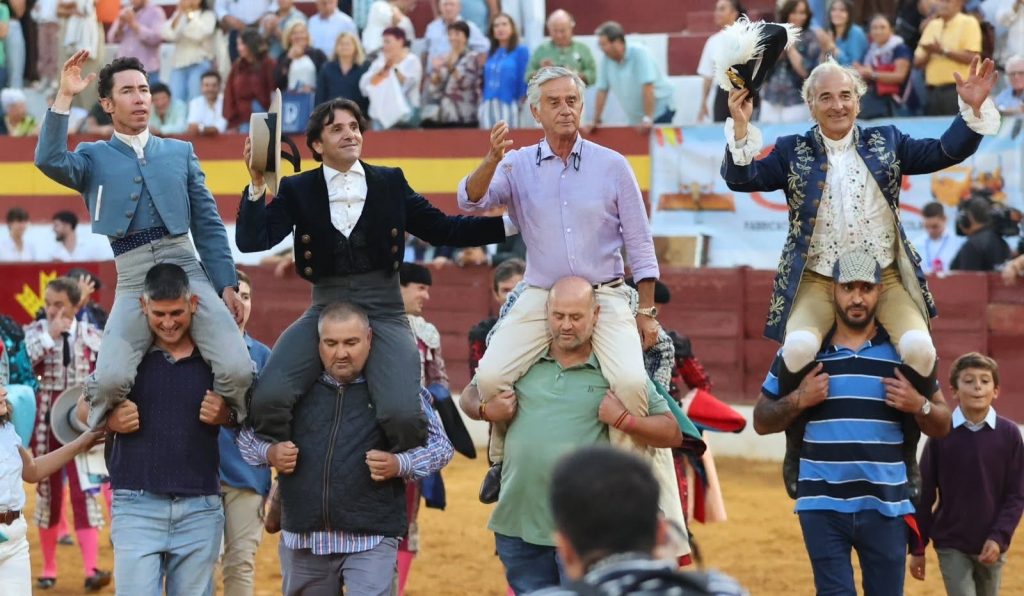 Gran tarde de toreo a caballo en Zafra